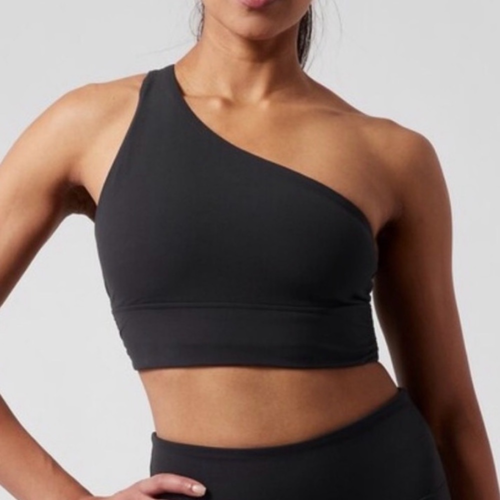Athleta Longline Bra A-C NWOT One-Shoulder Black Sports Bra